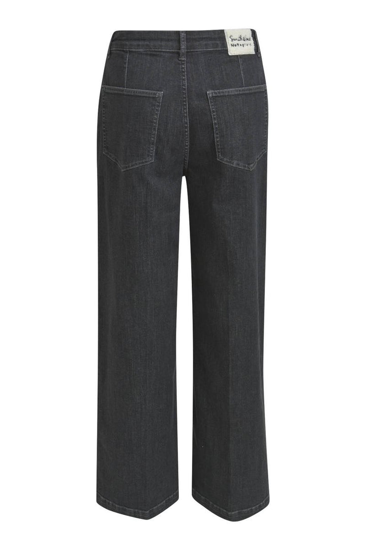 Wideleg Denim