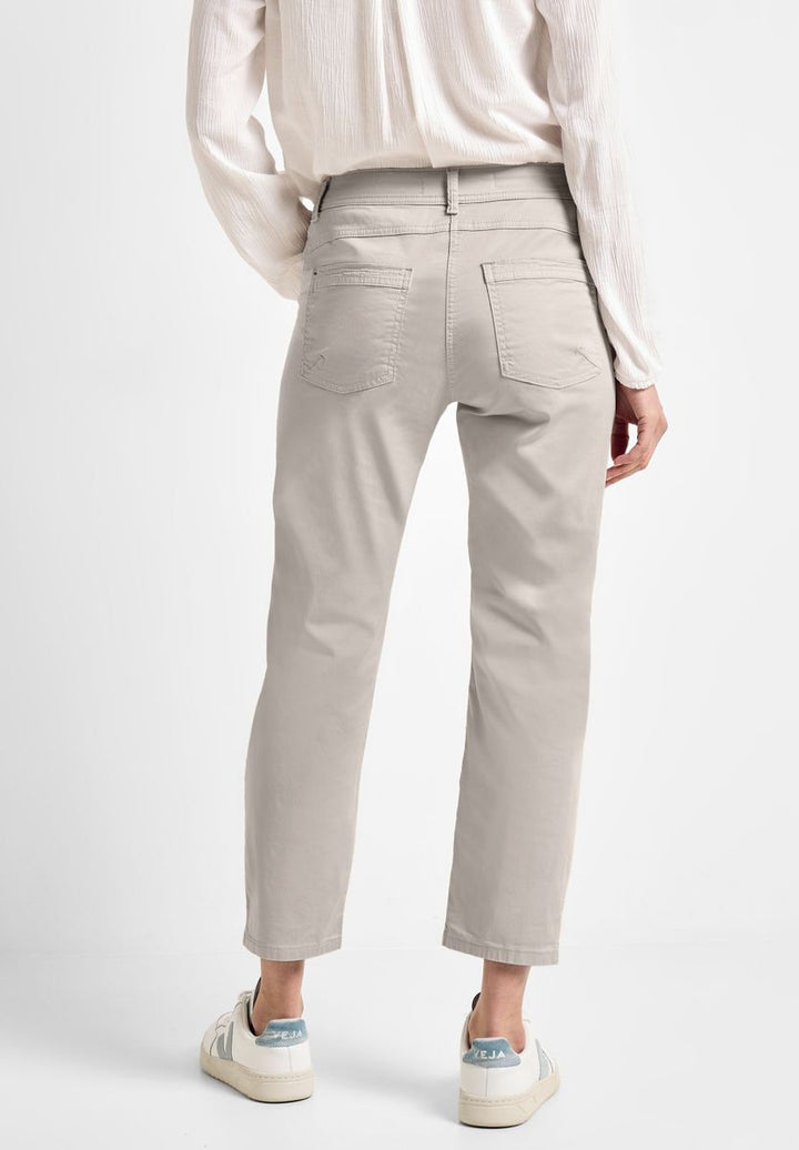 Casual Fit Hose