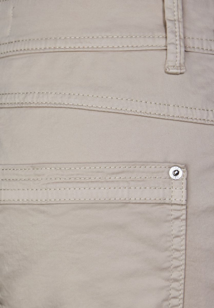 Casual Fit Hose