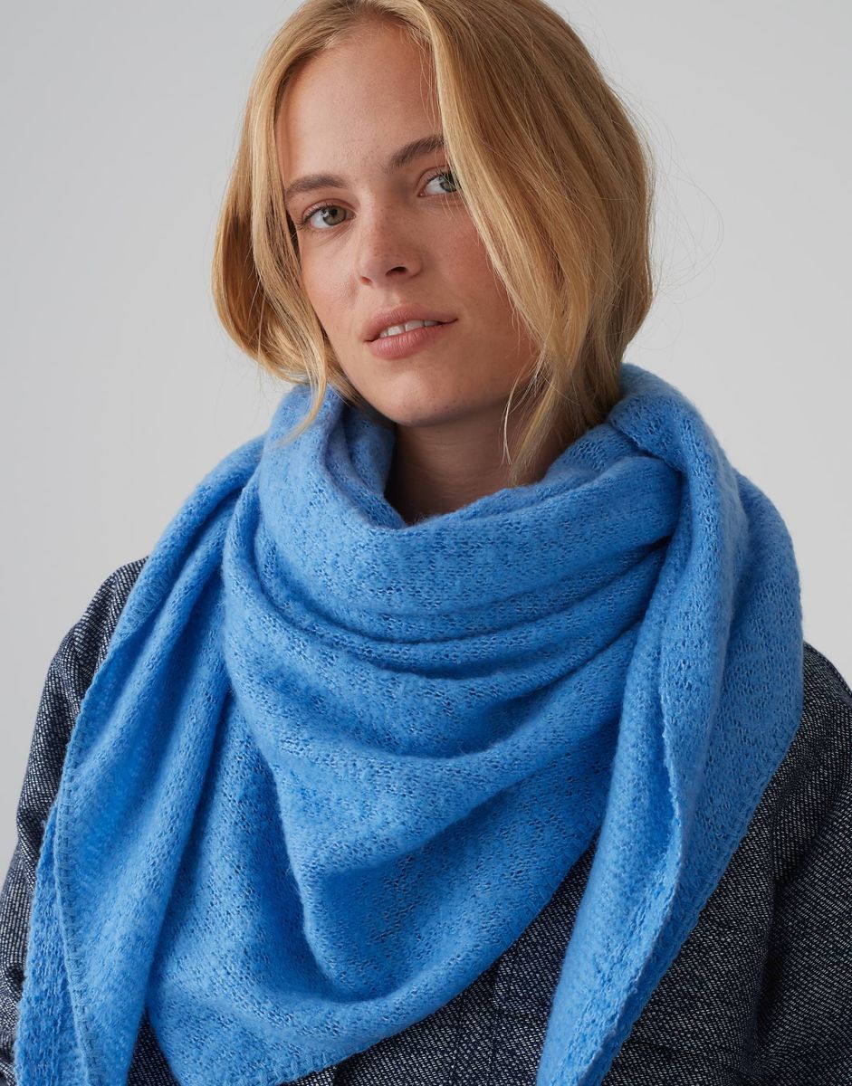 Amadsi scarf