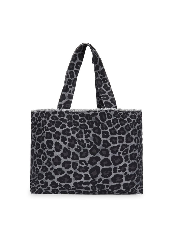 Shopper aus robustem Canvas mit Leo-Muster