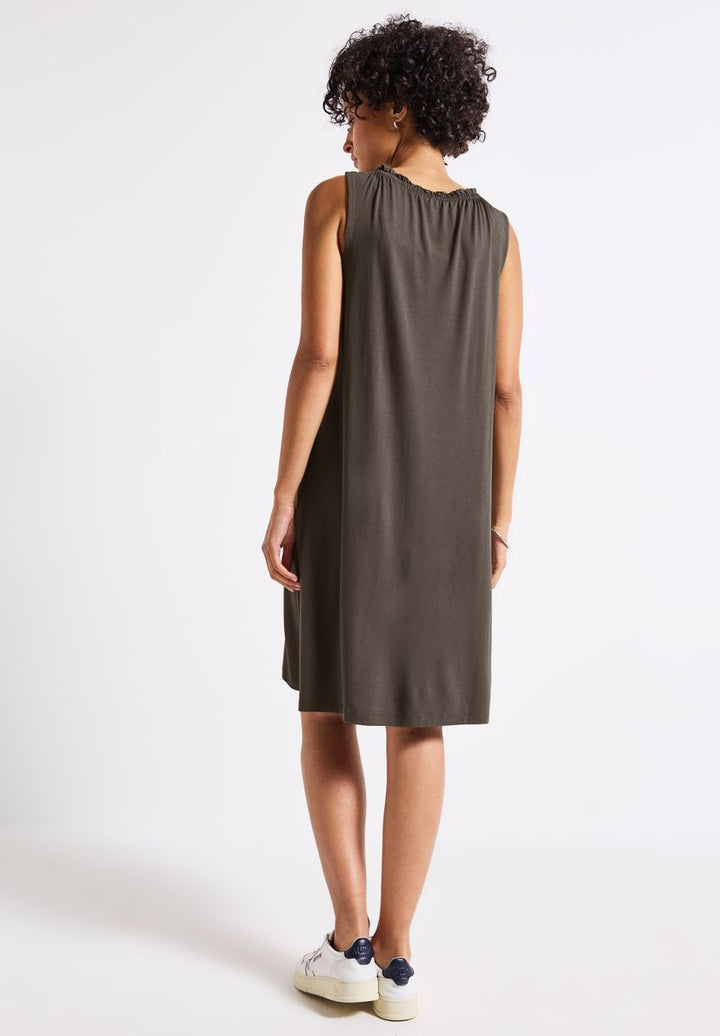 Ärmelloses Kleid