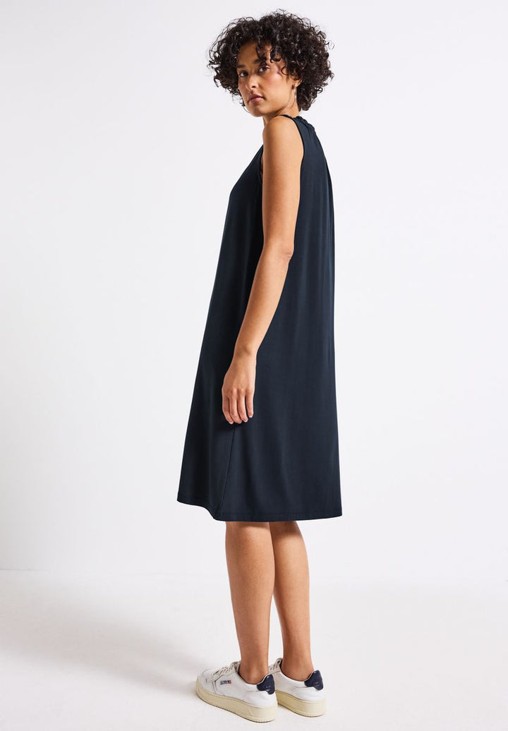 Ärmelloses Kleid