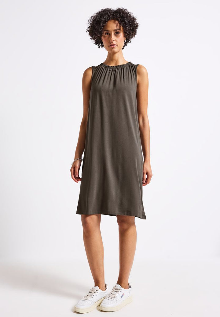 Ärmelloses Kleid