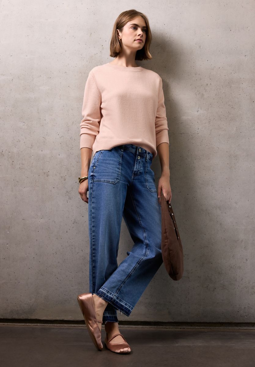 Softer Pullover mit Details