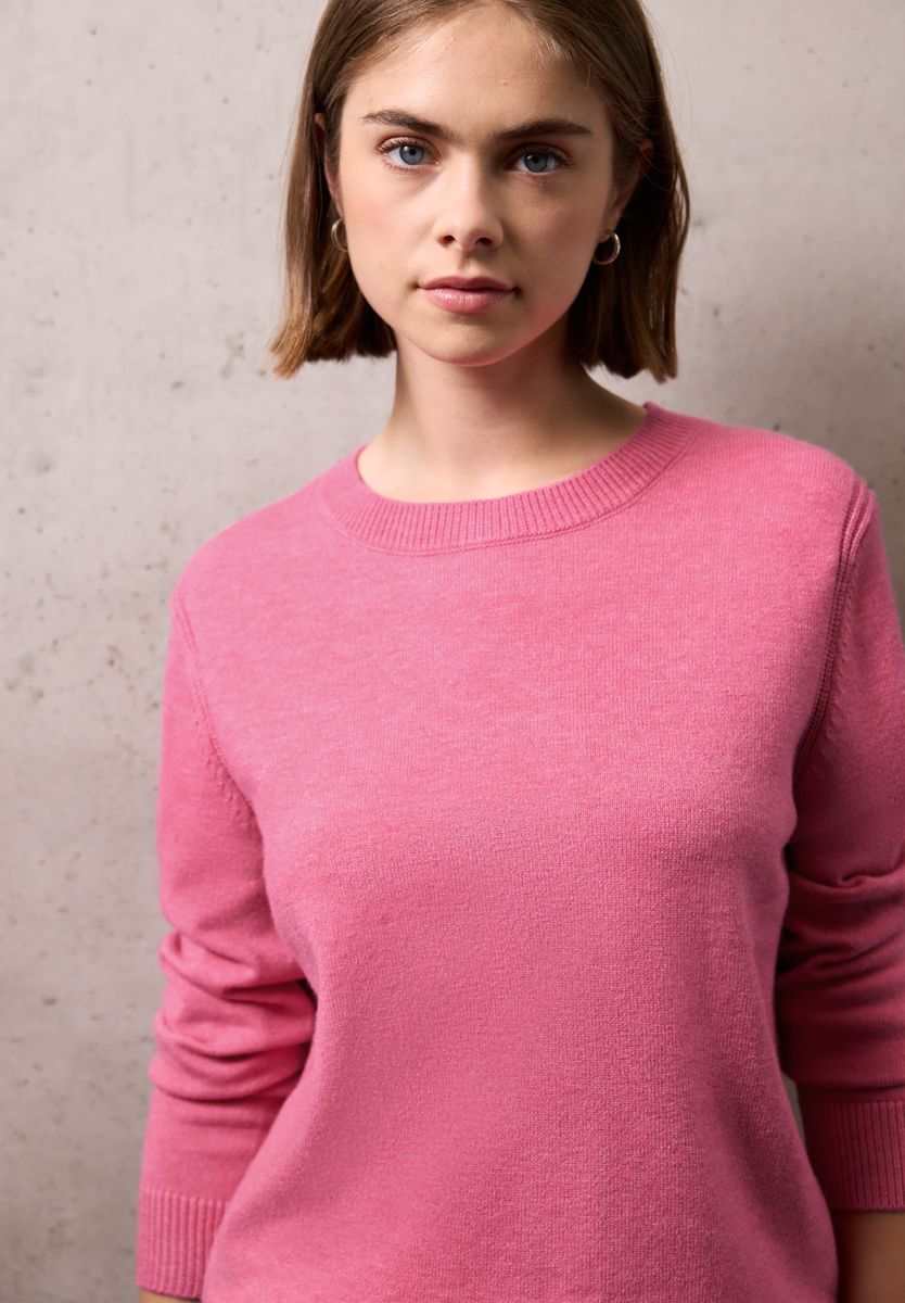 Softer Pullover mit Details