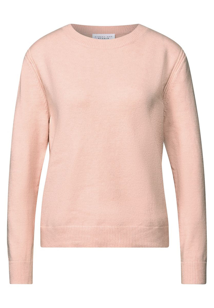 Softer Pullover mit Details