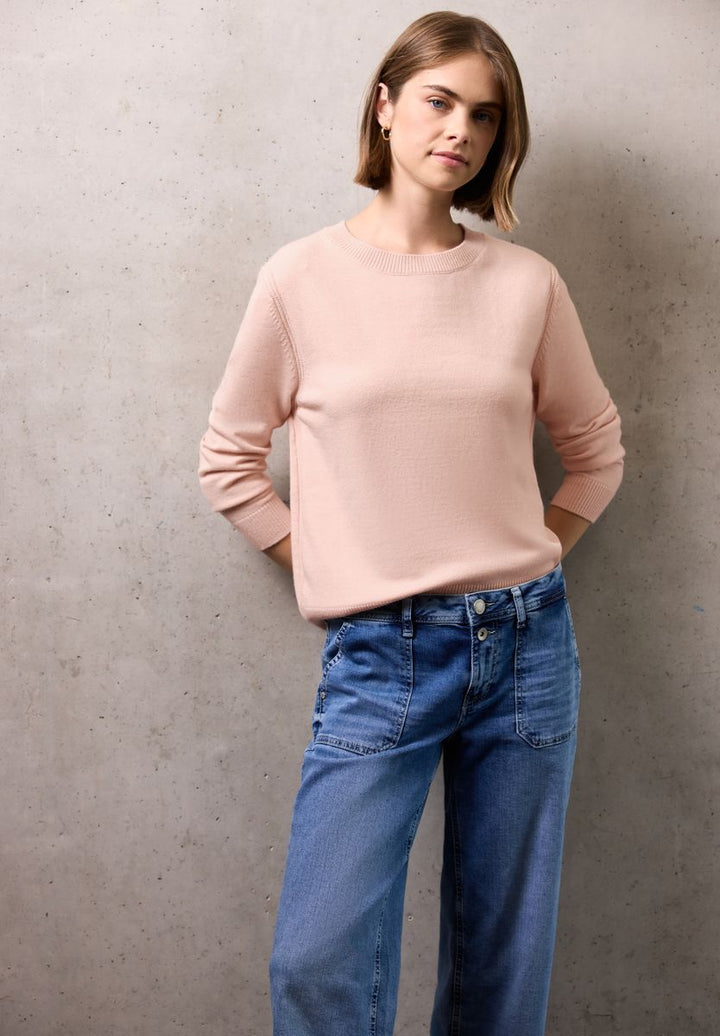 Softer Pullover mit Details