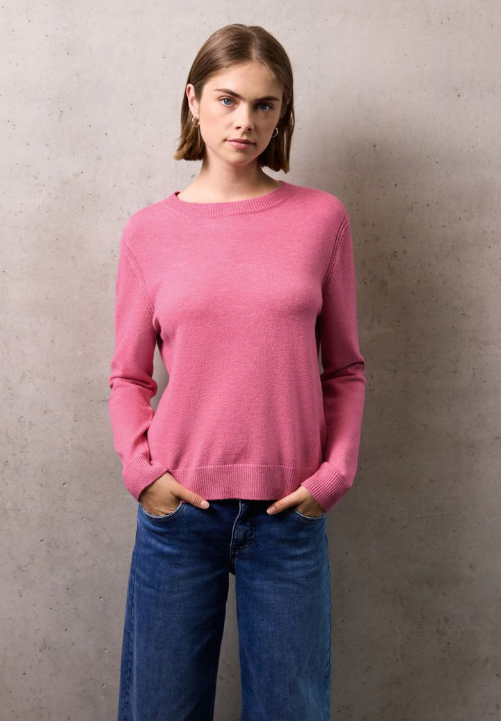 Softer Pullover mit Details