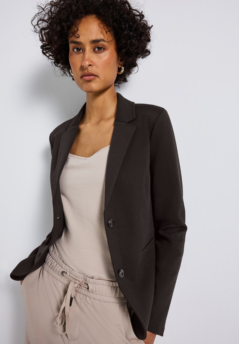Basic Blazer