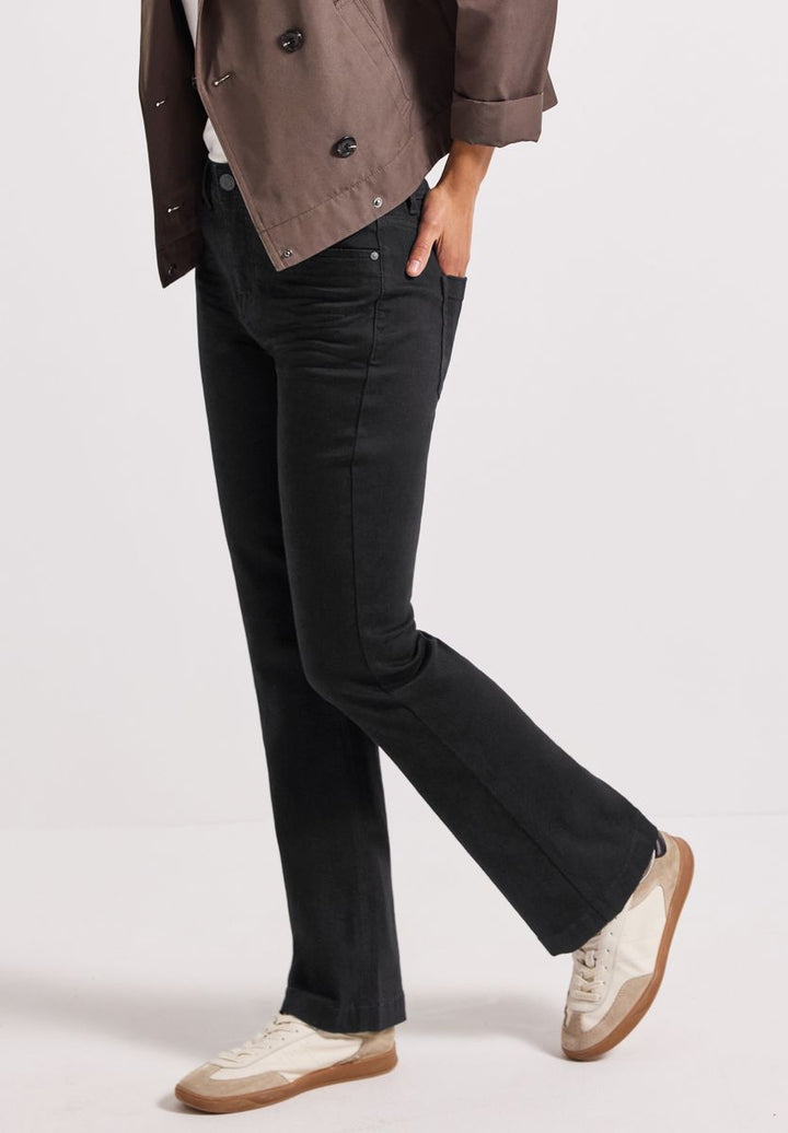 Bootcut Jeans