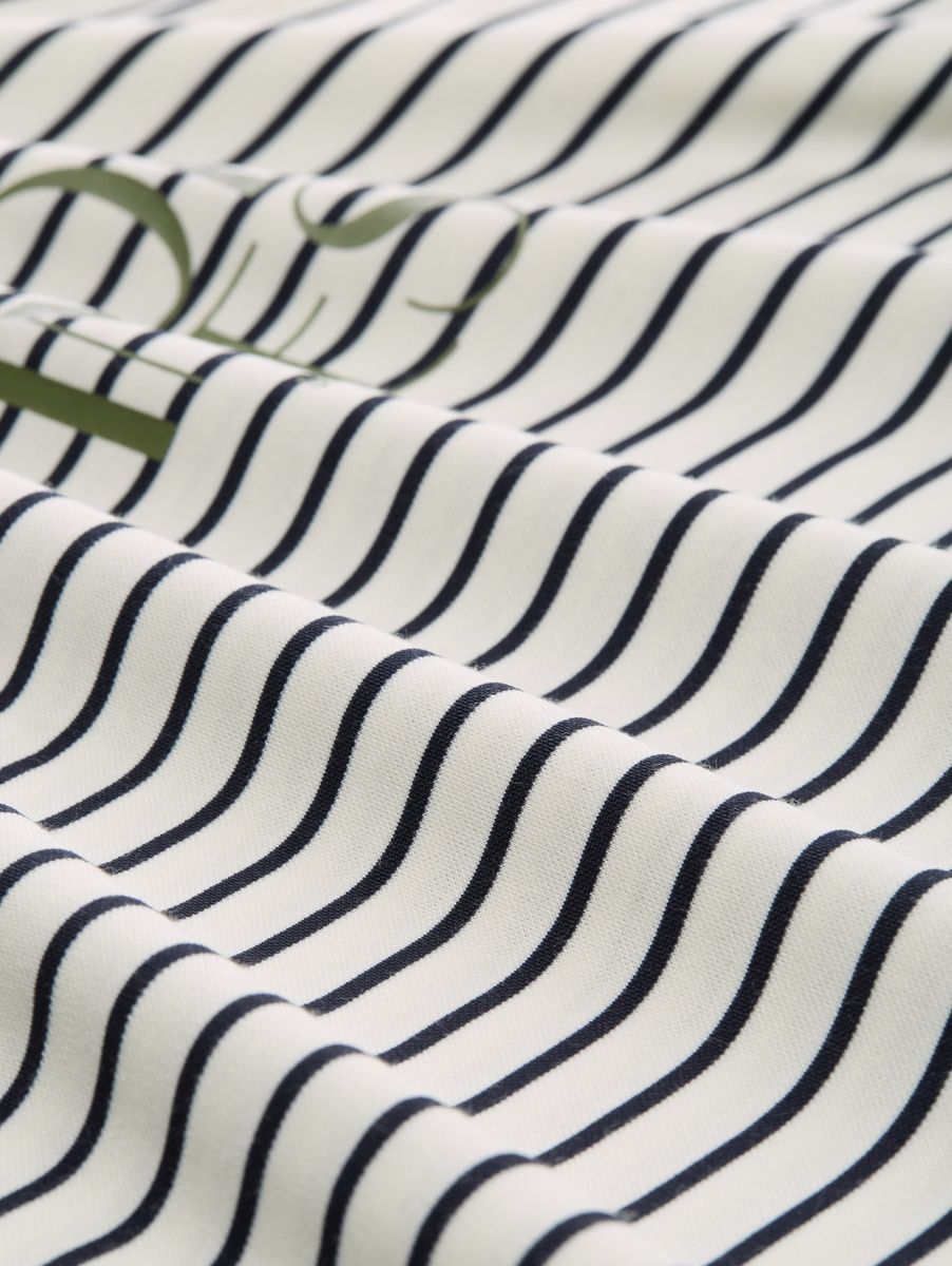 T-Shirt mit Streifenmuster