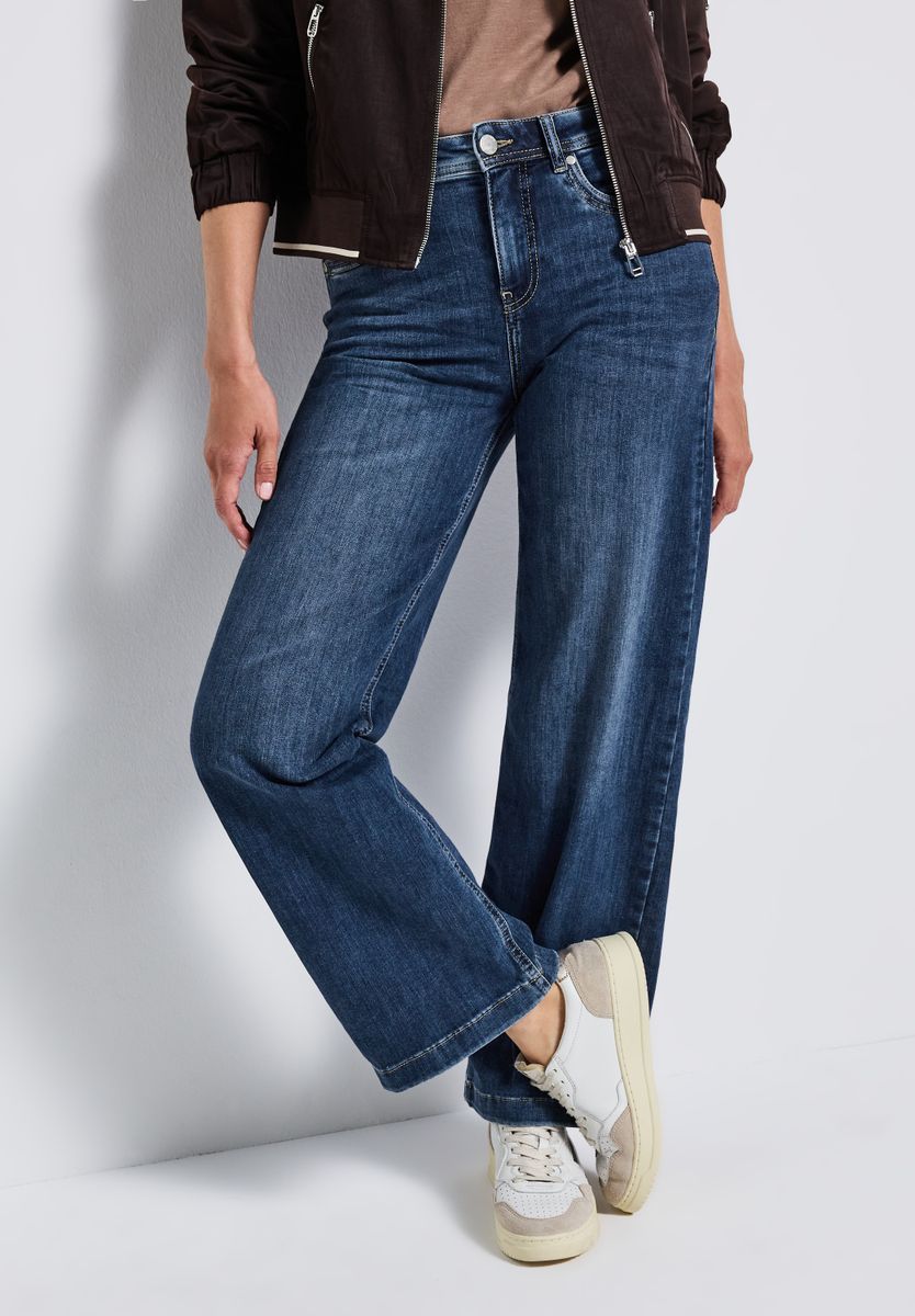 Wide Leg Jeans