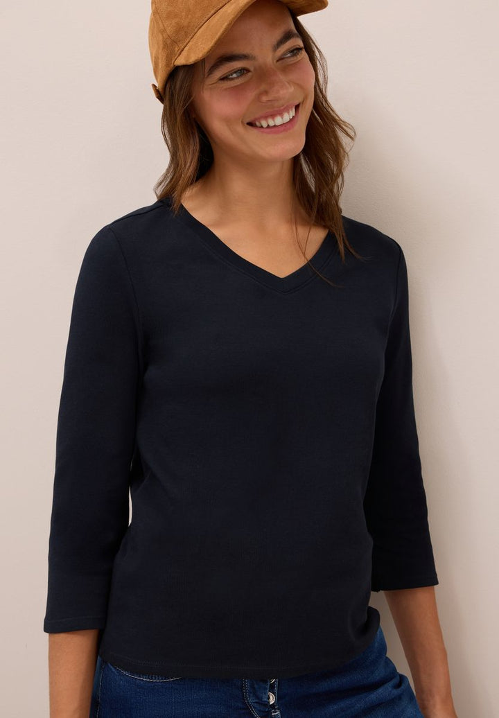 Basic V-Neck Shirt