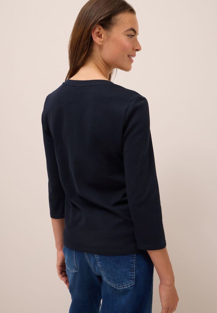 Basic V-Neck Shirt