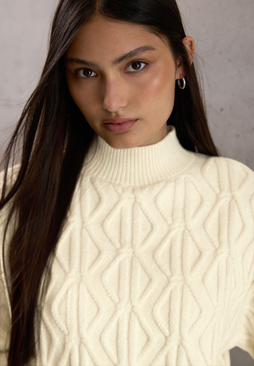 Pullover mit Strickmuster