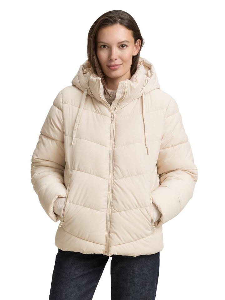 Puffer-Jacke mit Kapuze
