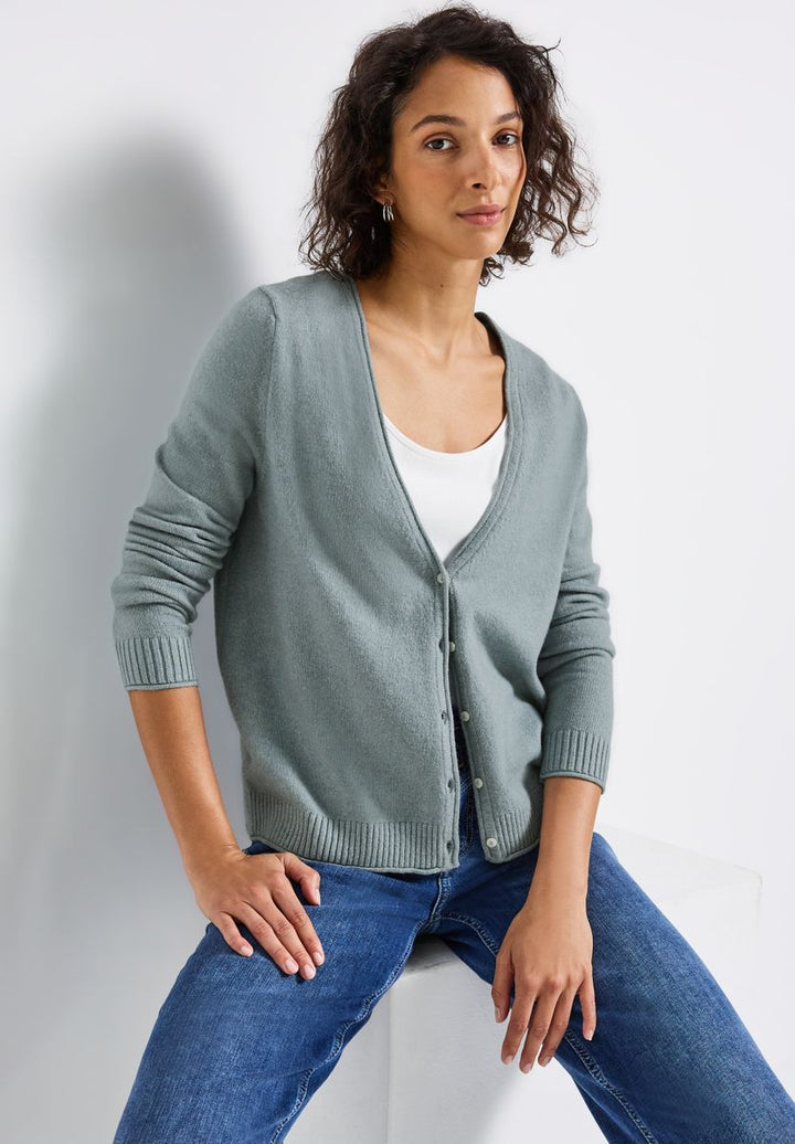 Kurzer Cardigan