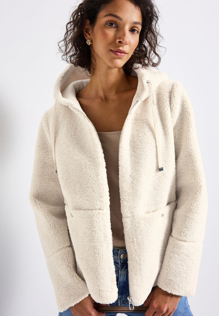 Teddyjacke mit Kapuze
