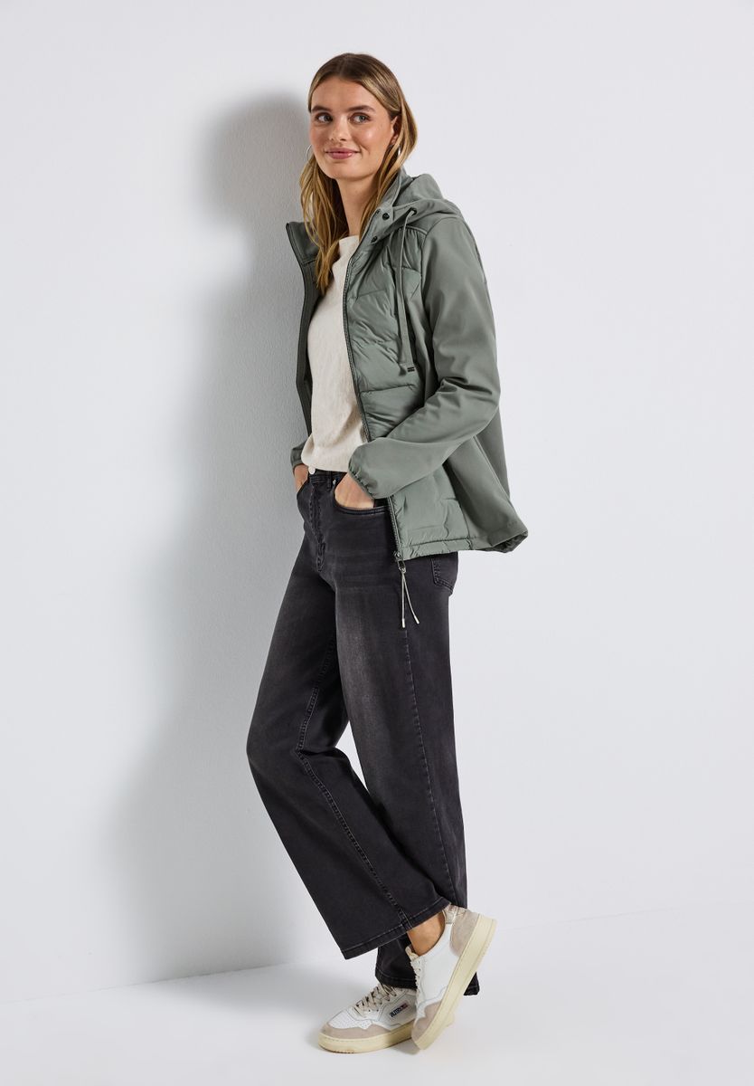 Strukturmix Softshelljacke
