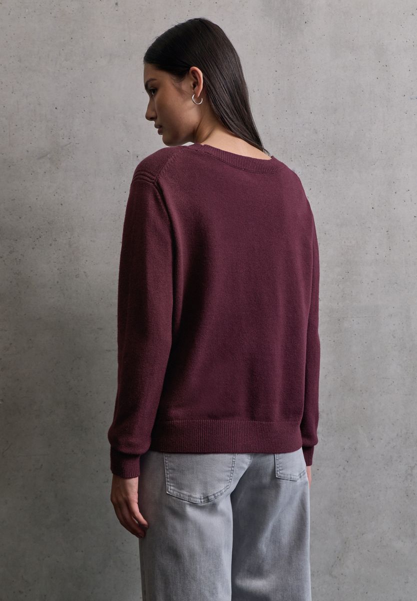 Softer Pullover mit Details