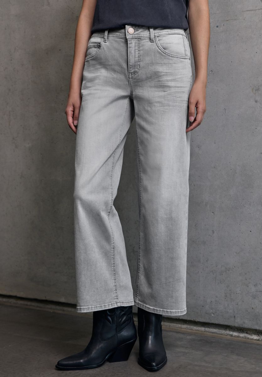 Wide Leg Jeans