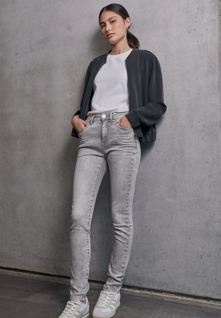 Skinny Fit Jeans