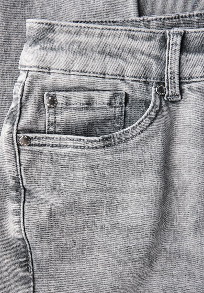 Skinny Fit Jeans