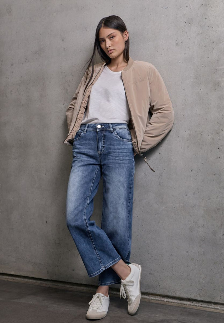 Cropped Wide Leg Jeans