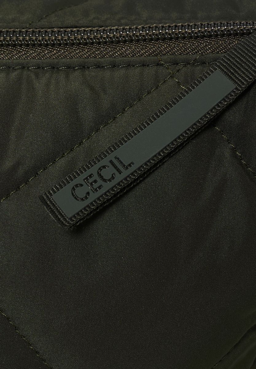 Tasche mit Steppmuster
