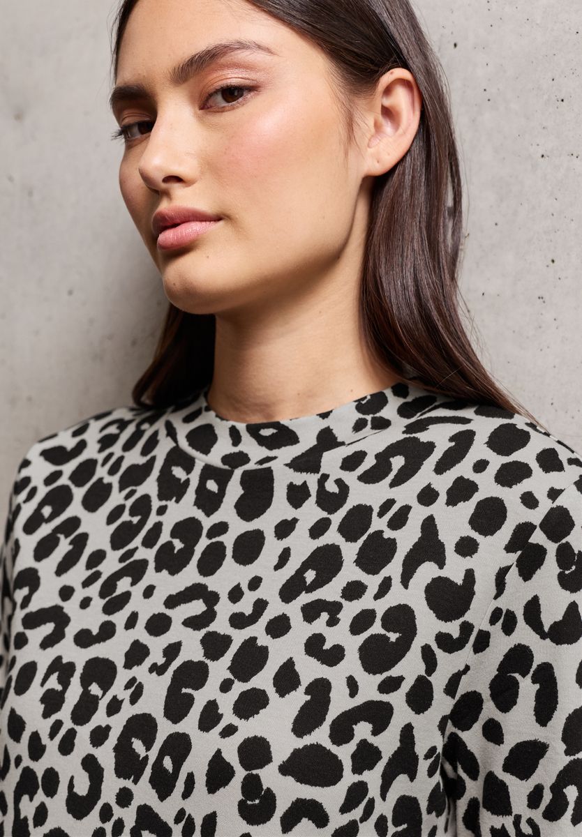 Gemustertes Kurzarmshirt