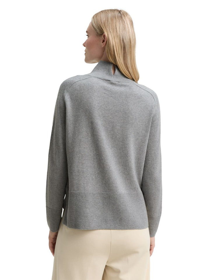 Strickpullover mit Stehkragen