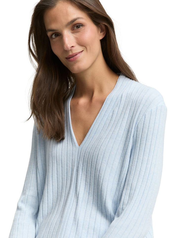 Cosy Langarmshirt mit V-Ausschnitt