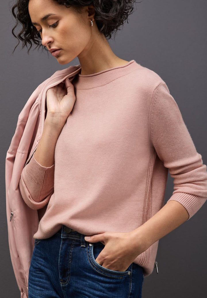 Pullover mit Rollkante