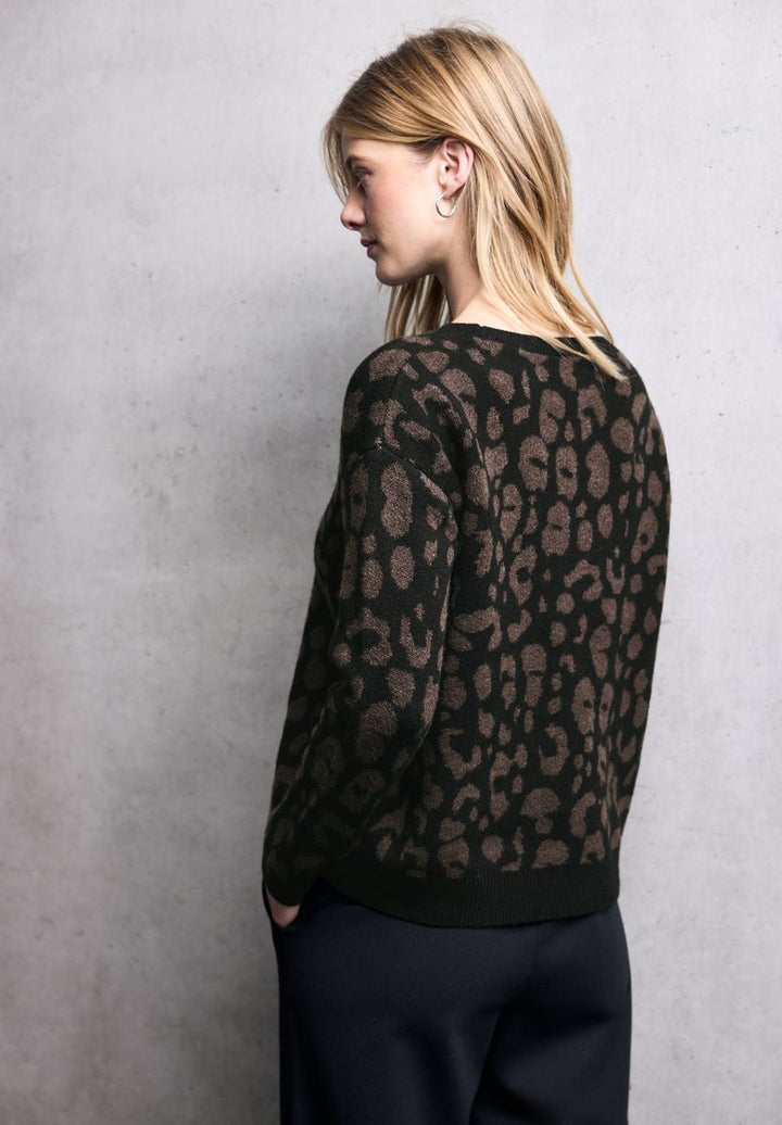 Cosy Leo Pullover
