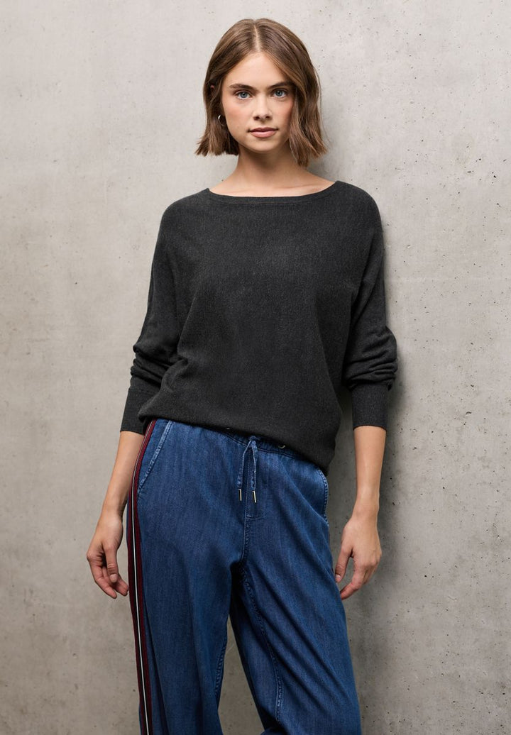 Dolman Pullover