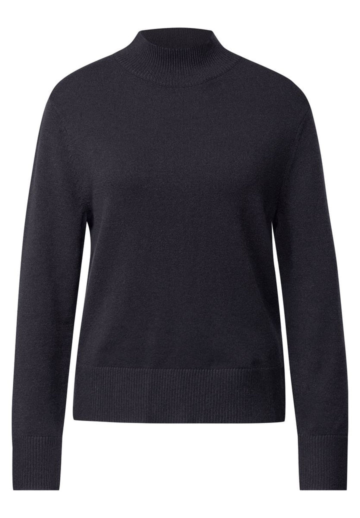Turtleneck Pullover