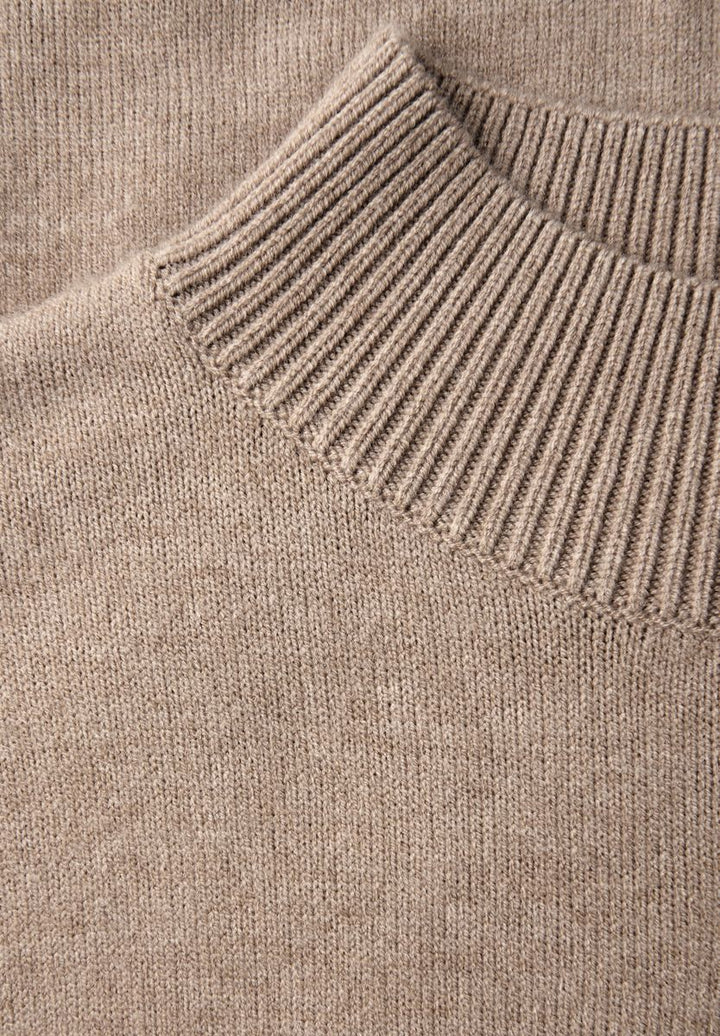 Turtleneck Pullover