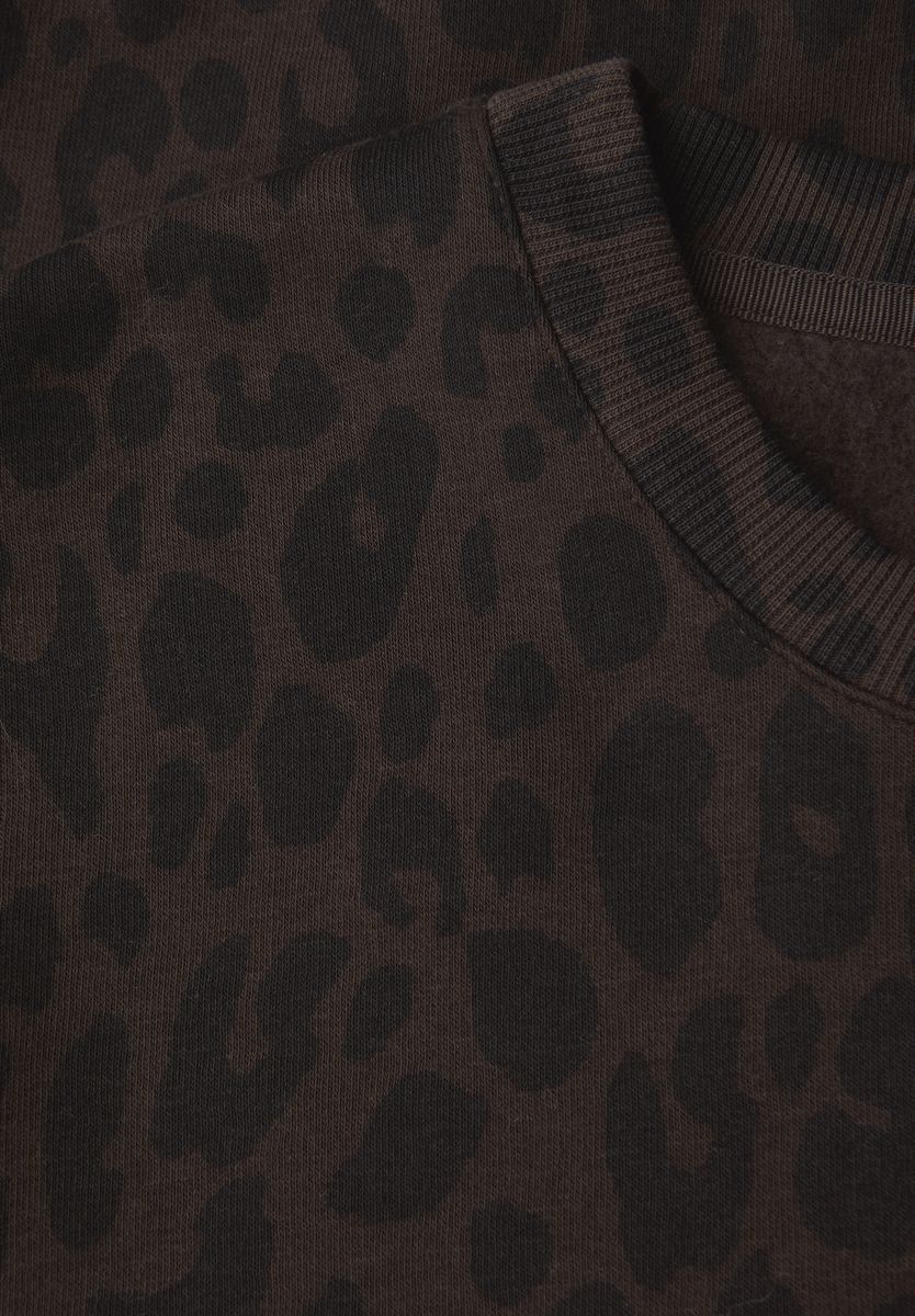 Loose Fit Leo Pullover