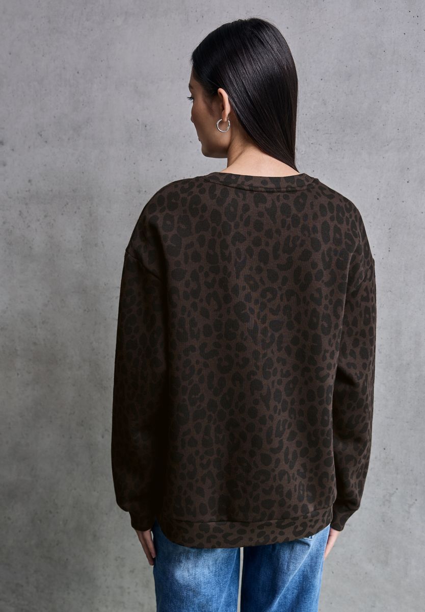 Loose Fit Leo Pullover