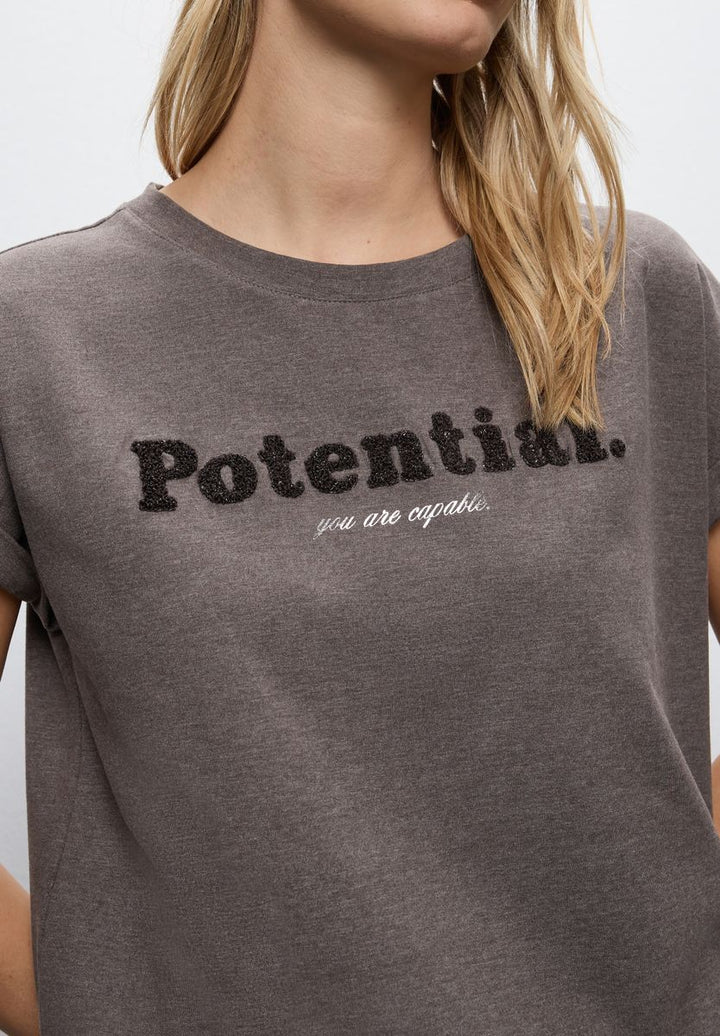 T-Shirt mit Bouclé Wording