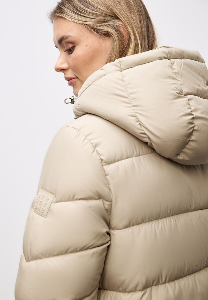 Kurze Steppjacke