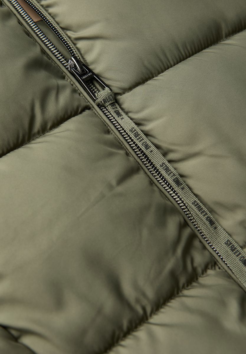 Kurze Steppjacke