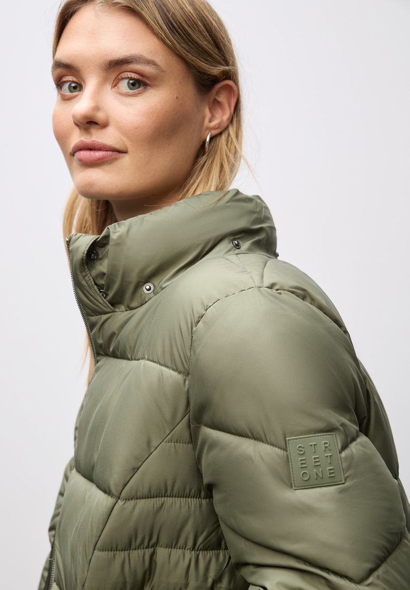 Kurze Steppjacke