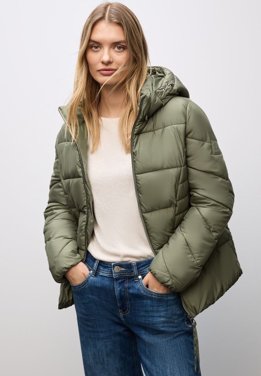 Kurze Steppjacke