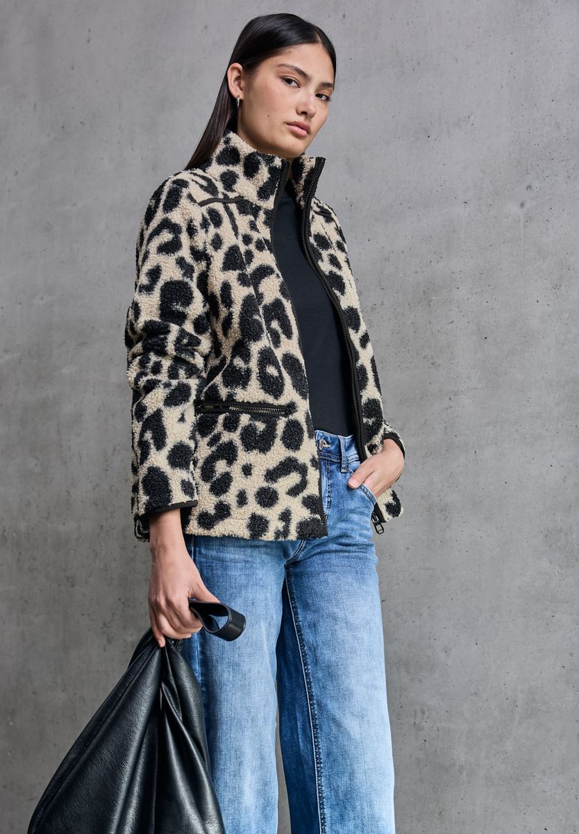 Leo Teddy-Jacke