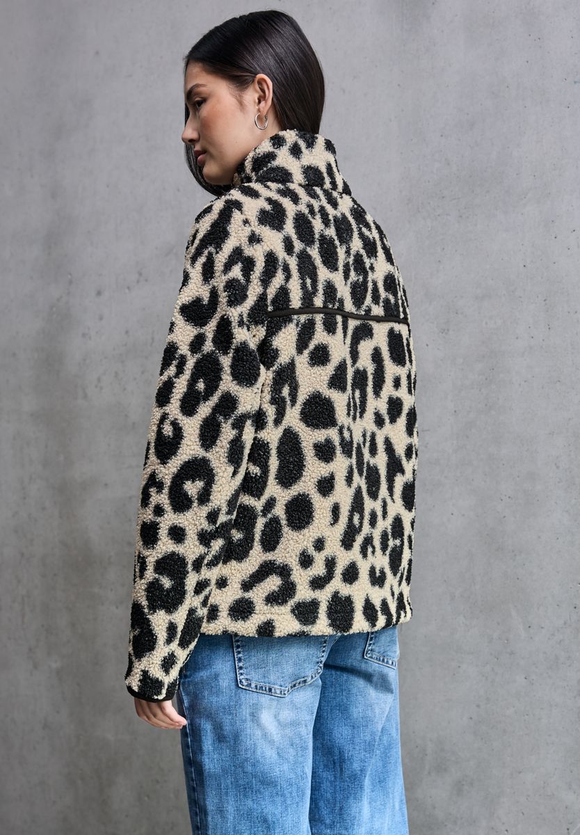 Leo Teddy-Jacke