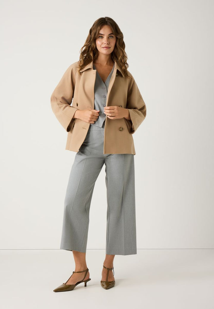 Zweireihige Jacke