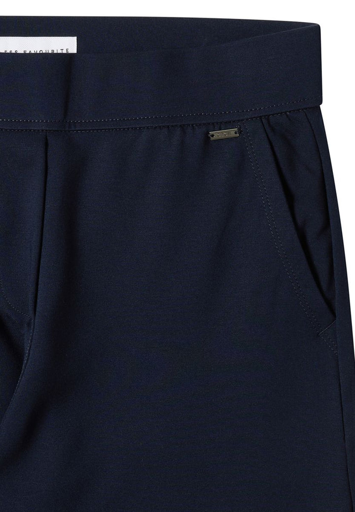Straight Leg Hose