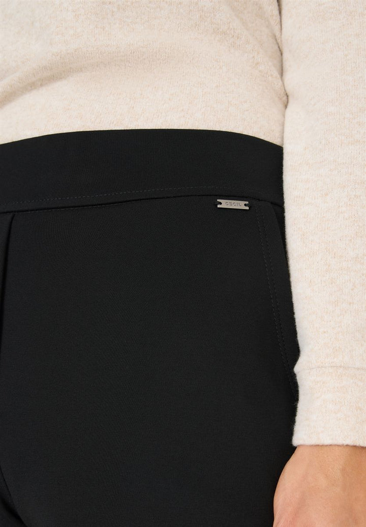 Straight Leg Hose